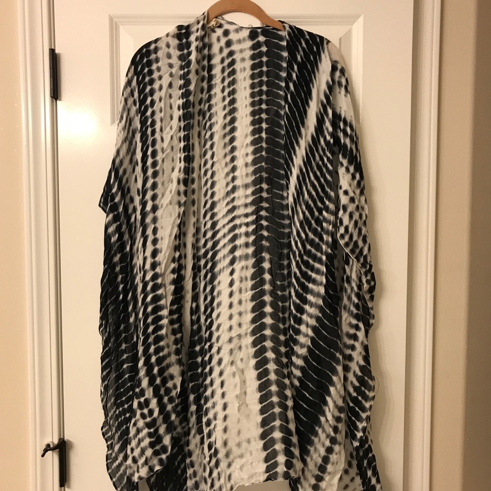 Michael Stars Shawl/Scarf/Wrap